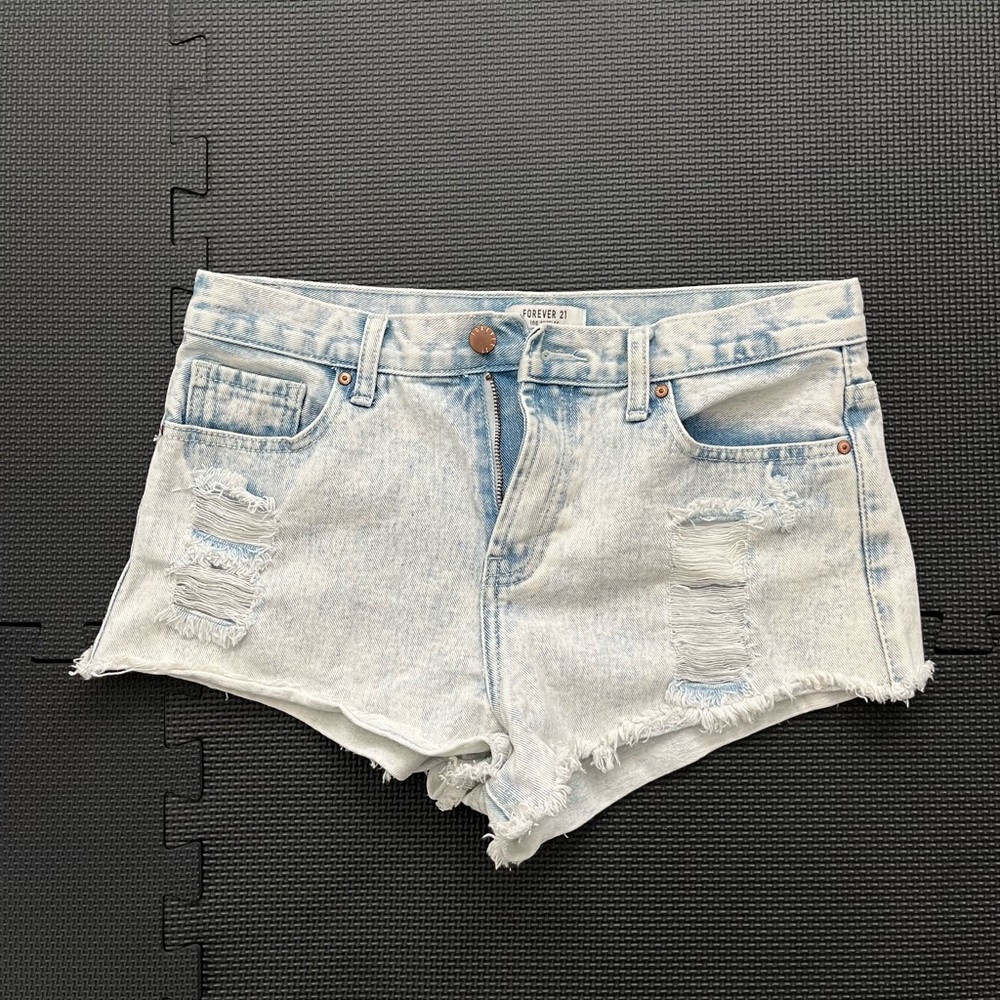 Light Washed High Waisted Jean Shorts